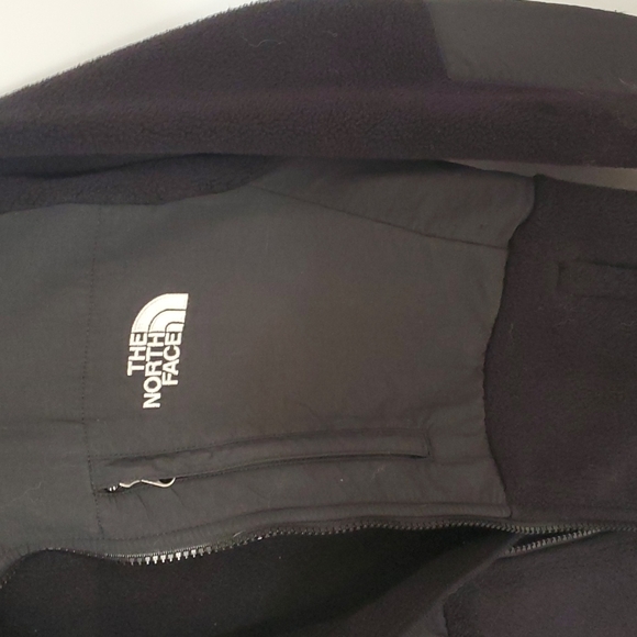 North face jacket - Picture 2 of 5